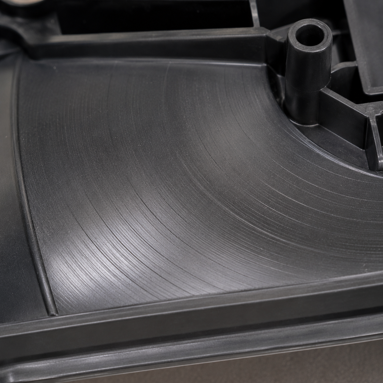 Record grooves effect - fluted marks across the flow direction
